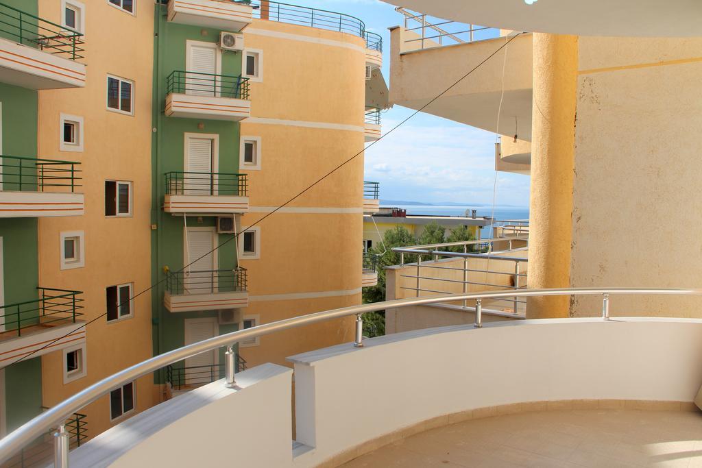 Kristi Apartments Sarande Exterior photo